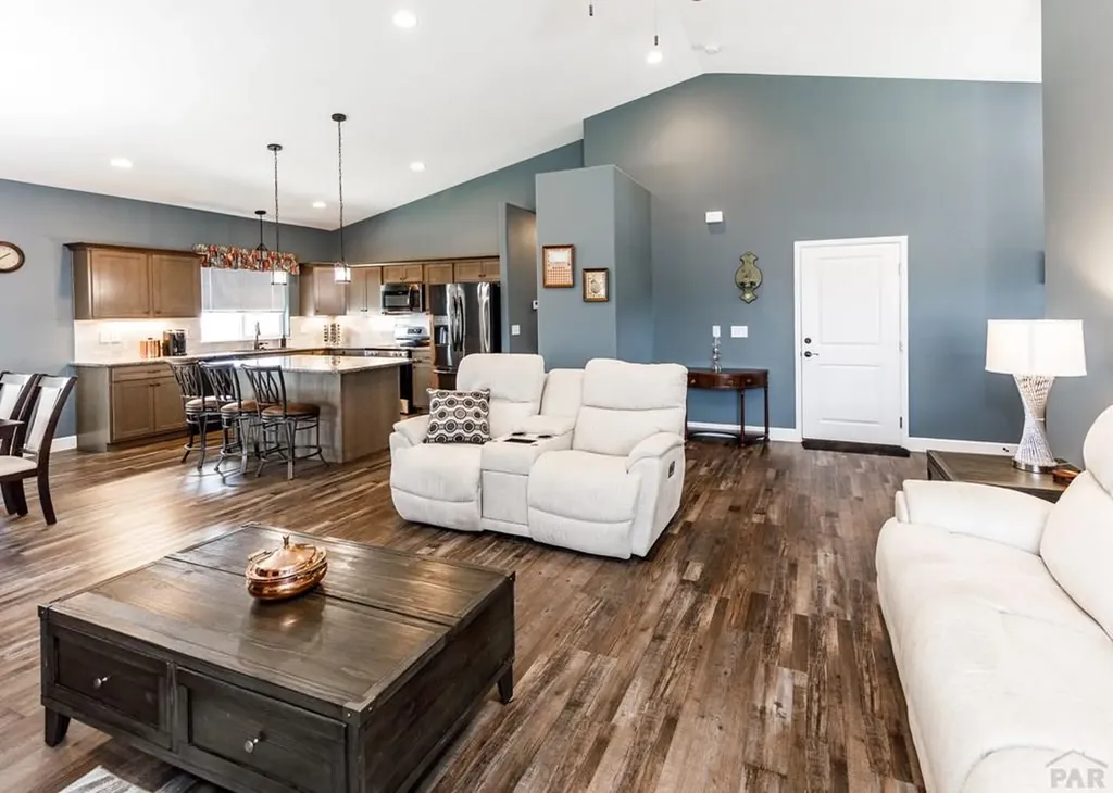 288 S Wiggins Drive Pueblo West CO 81007