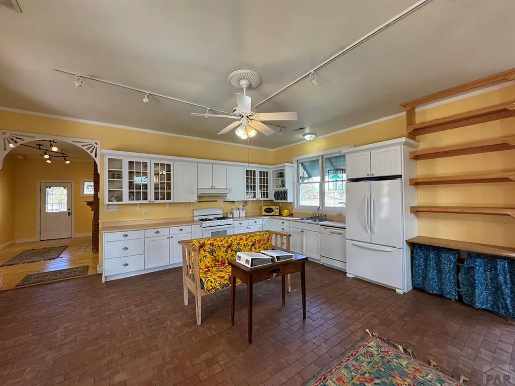 134 E Virginia Street La Veta CO 81055