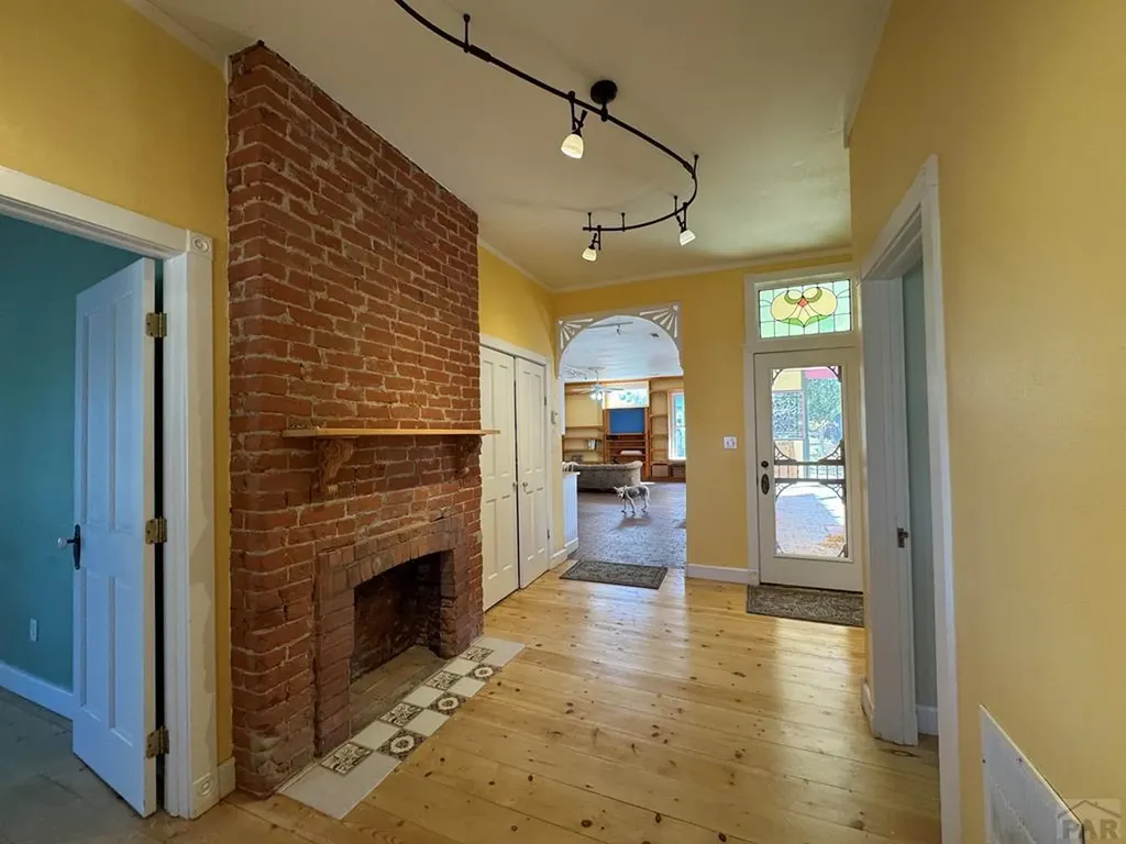 134 E Virginia Street La Veta CO 81055