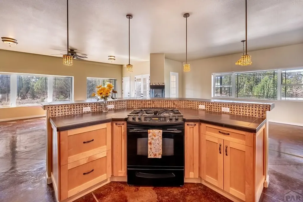 7120 Salt Creek Road Pueblo CO 81004