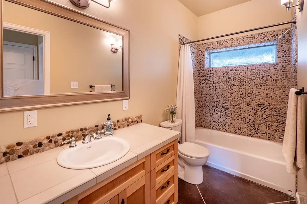 7120 Salt Creek Road Pueblo CO 81004