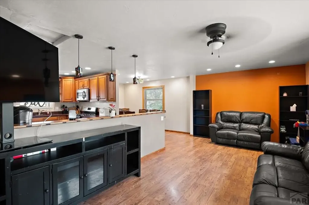 37 Verdosa Drive Pueblo CO 81005