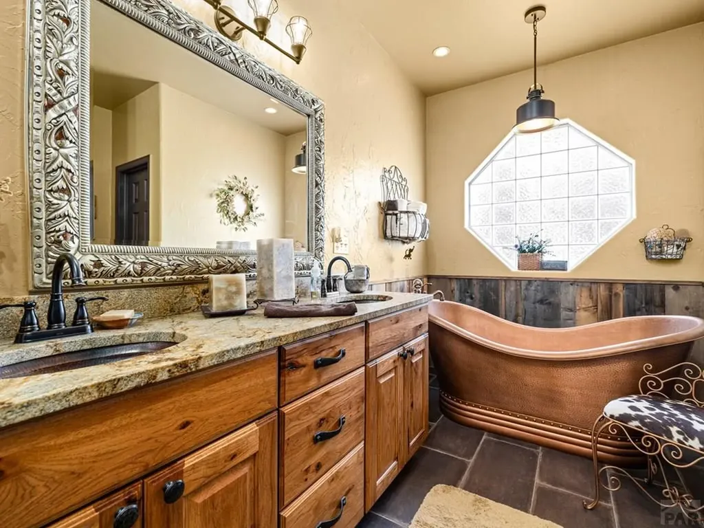 1675 M Street Penrose CO 81240