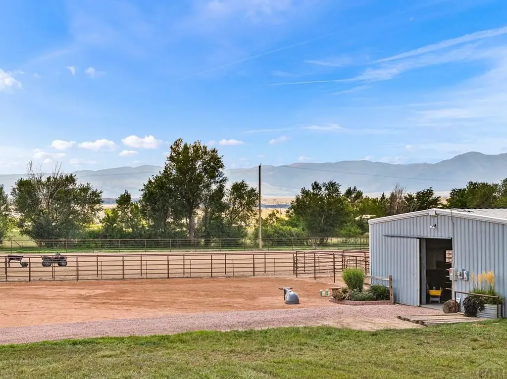 1675 M Street Penrose CO 81240