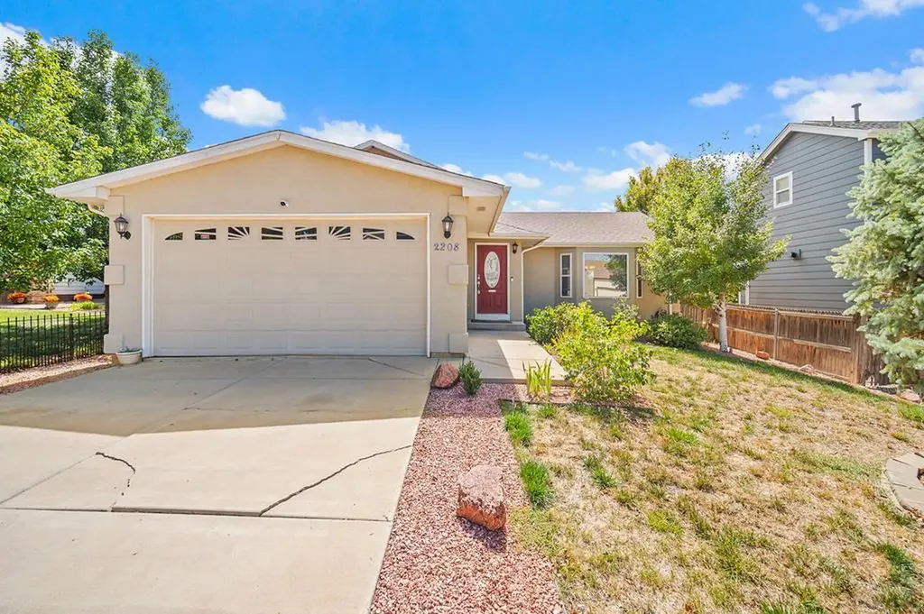 2208 Cowhand Place Pueblo CO 81008