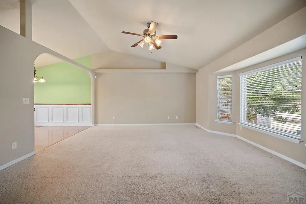 2208 Cowhand Place Pueblo CO 81008