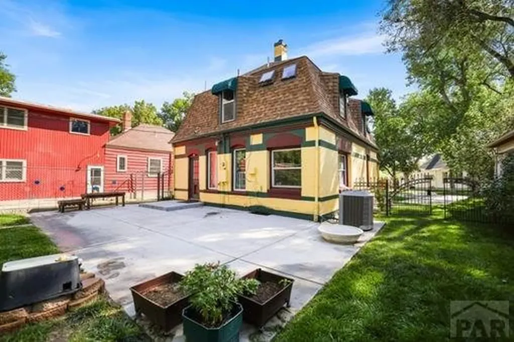 2307 N Greenwood Street Pueblo CO 81003