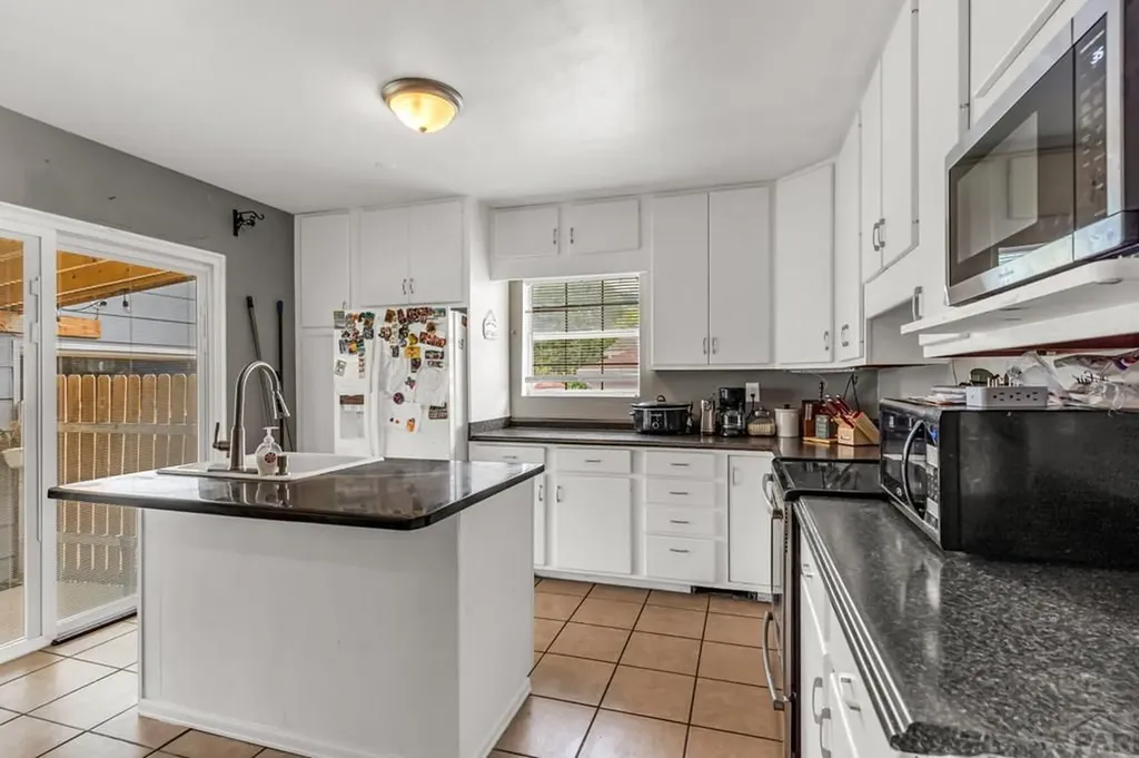 3411 Lancaster Drive Pueblo CO 81005