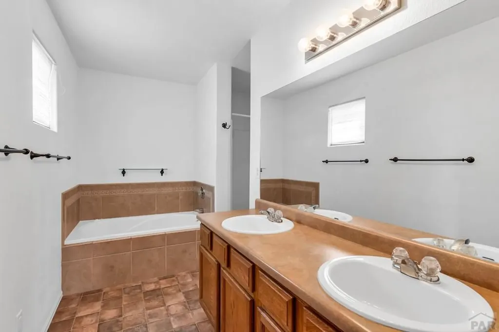 5043 Thrush Drive Pueblo CO 81008