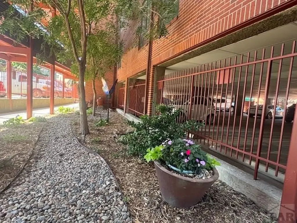 31 W Boulder Street Colorado Springs CO 80903