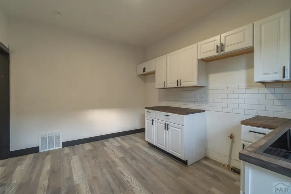 905 E 7th Street Pueblo CO 81001