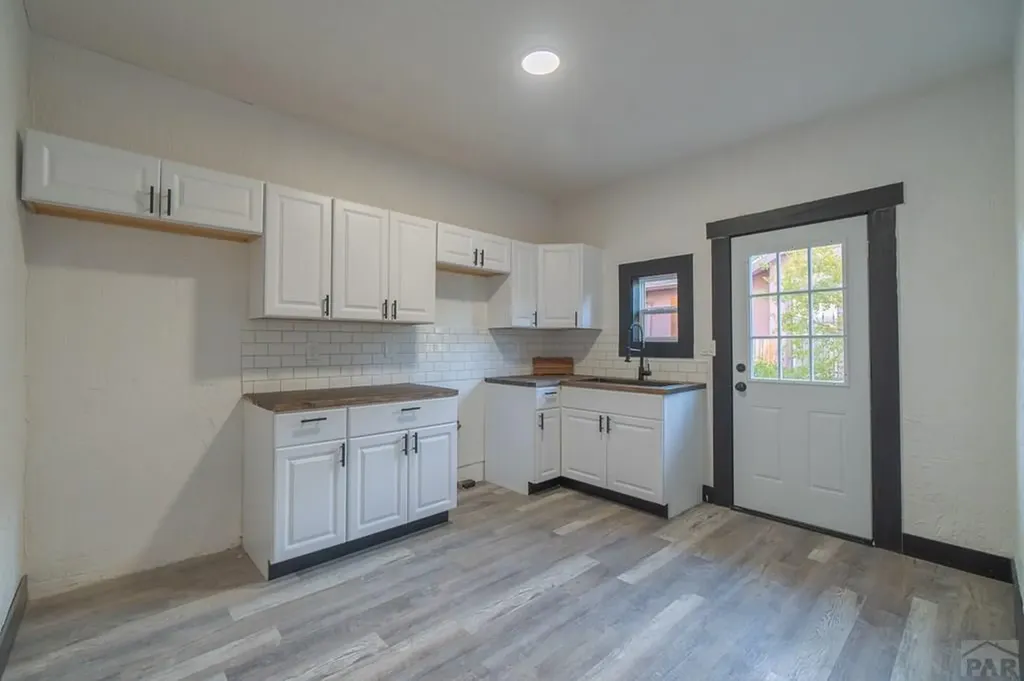 905 E 7th Street Pueblo CO 81001