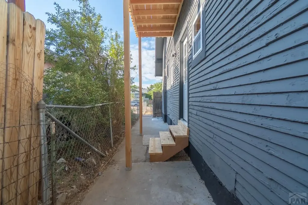 905 E 7th Street Pueblo CO 81001