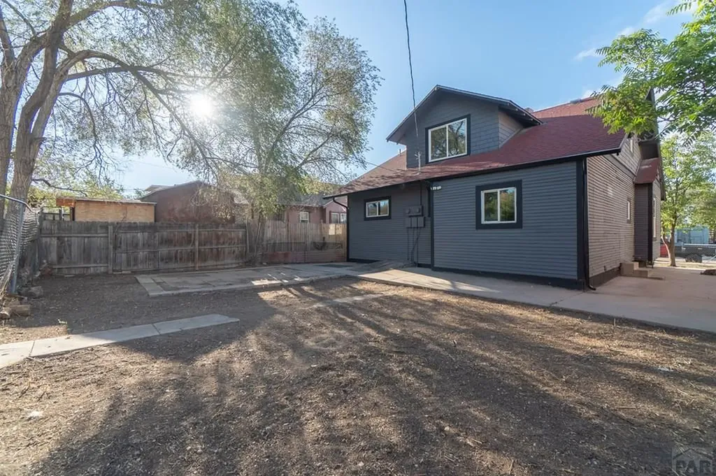 905 E 7th Street Pueblo CO 81001