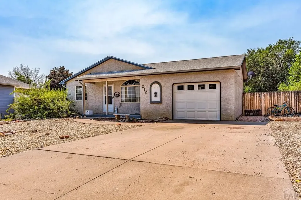 212 High Meadows Court Florence CO 81226