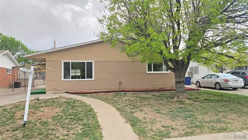 2029 Hollywood Drive Pueblo CO 81005