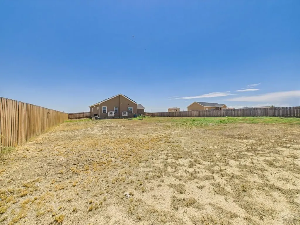 1437 N Chuckwagon Lane Pueblo West CO 81007