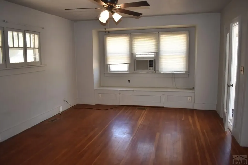 212 S Catalpa Street Manzanola CO 81058