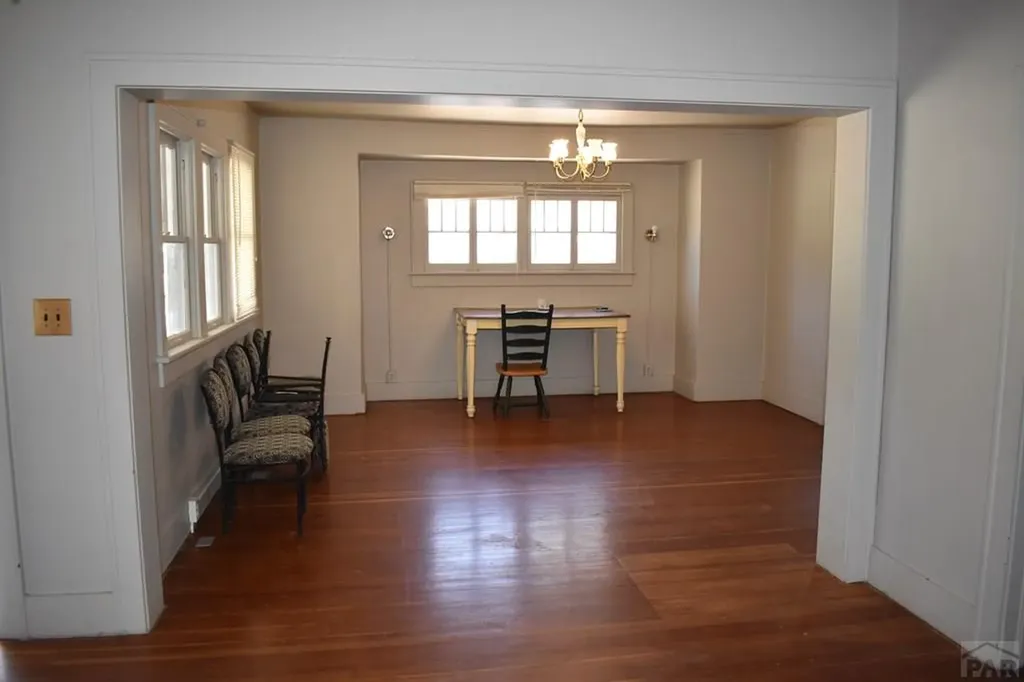 212 S Catalpa Street Manzanola CO 81058