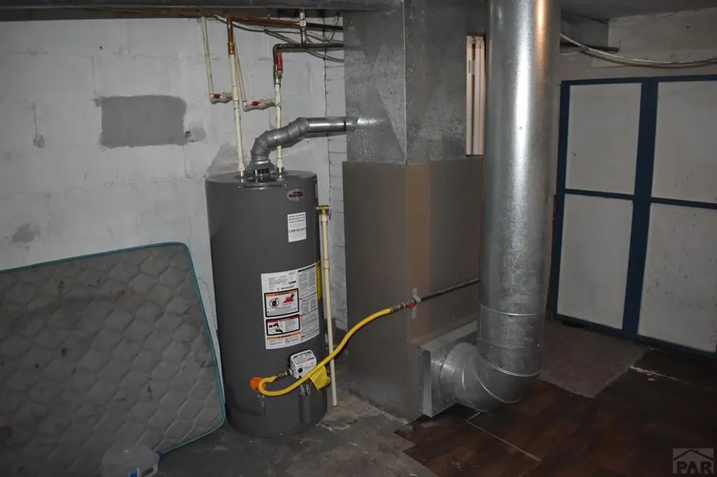 212 S Catalpa Street Manzanola CO 81058