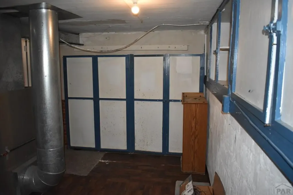 212 S Catalpa Street Manzanola CO 81058