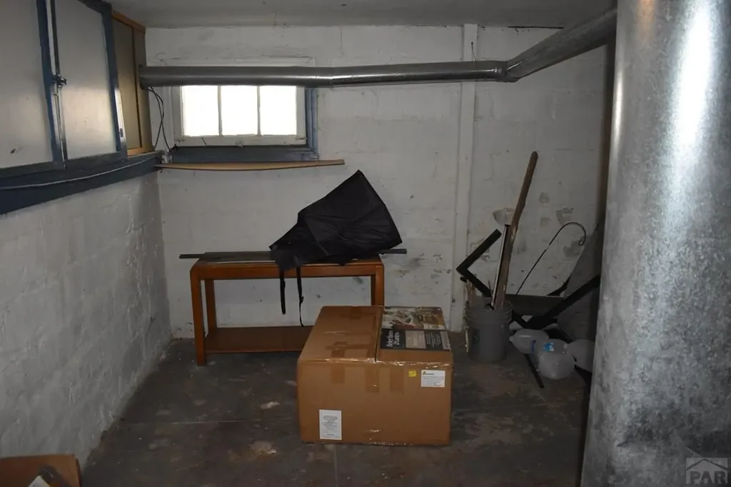 212 S Catalpa Street Manzanola CO 81058