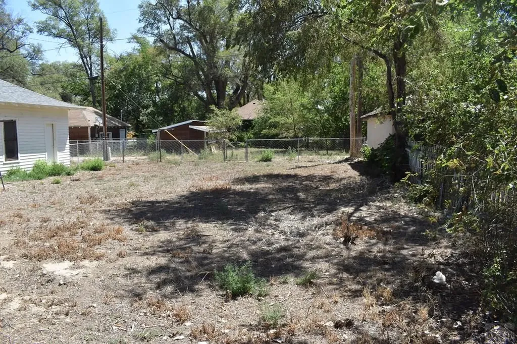 212 S Catalpa Street Manzanola CO 81058