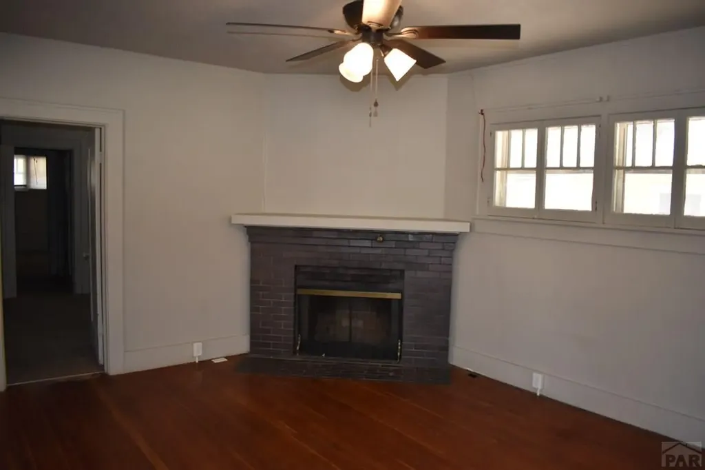 212 S Catalpa Street Manzanola CO 81058