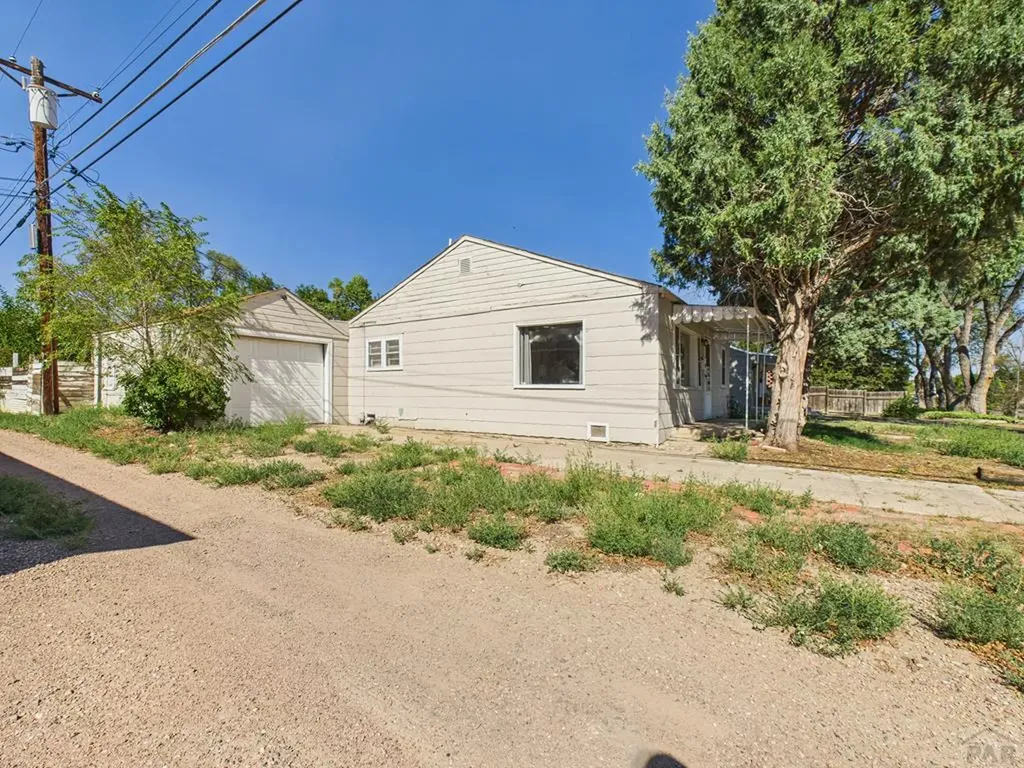 205 W 21st Street Pueblo CO 81003