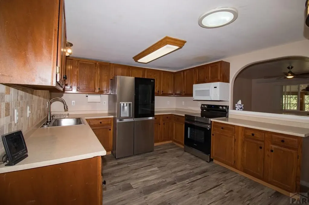 560 Oak Creek Avenue Rockvale CO 81244