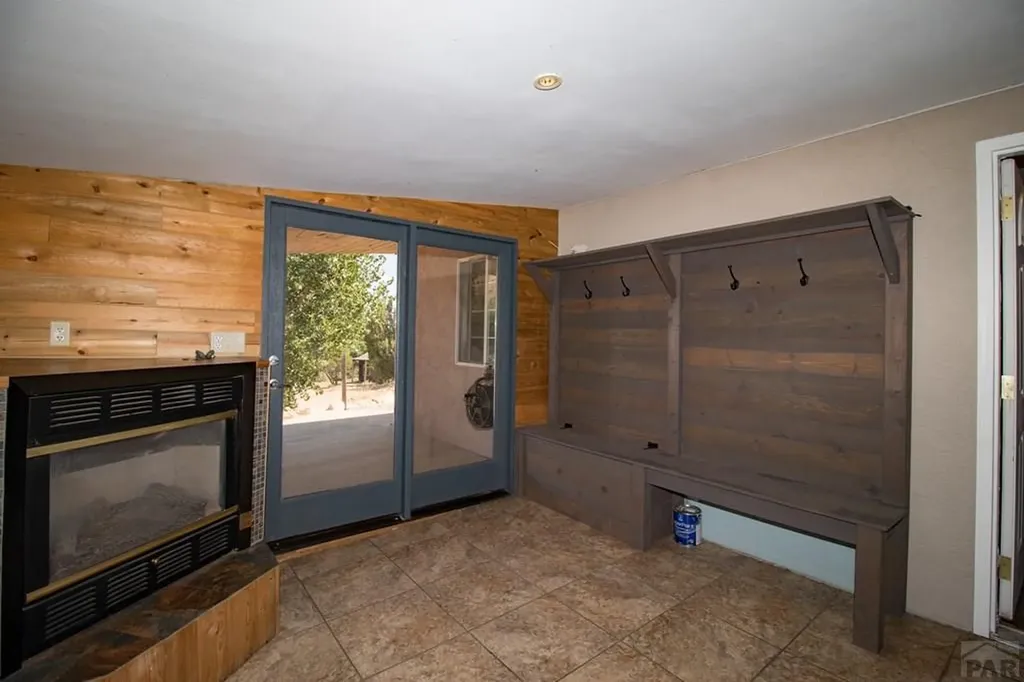 560 Oak Creek Avenue Rockvale CO 81244