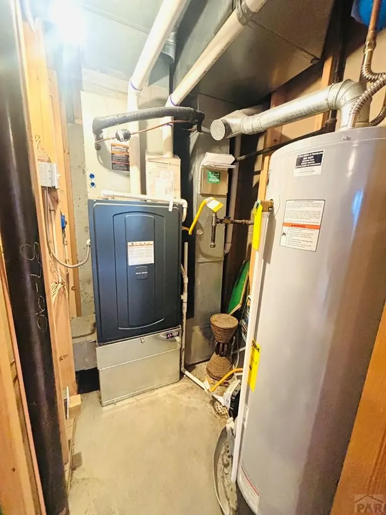 13 Ironbridge Lane Pueblo CO 81001