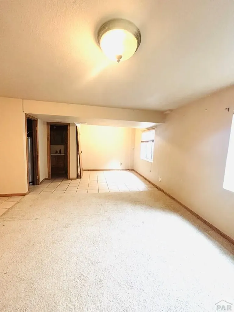 13 Ironbridge Lane Pueblo CO 81001