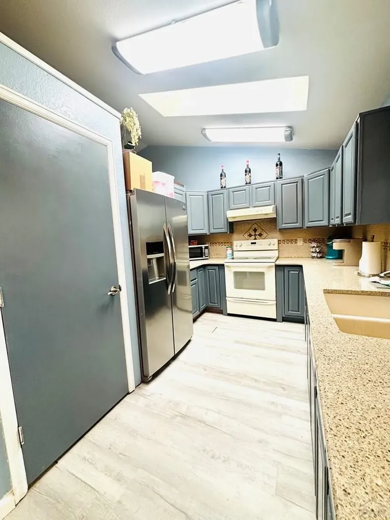 13 Ironbridge Lane Pueblo CO 81001