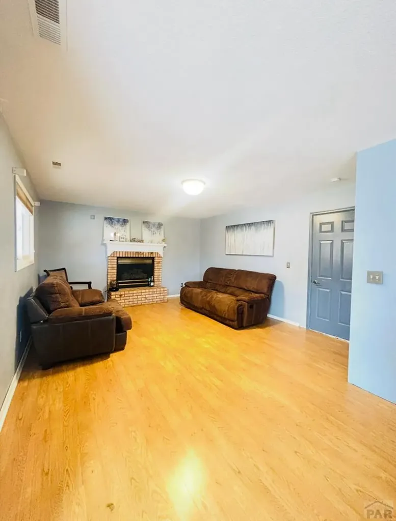 13 Ironbridge Lane Pueblo CO 81001