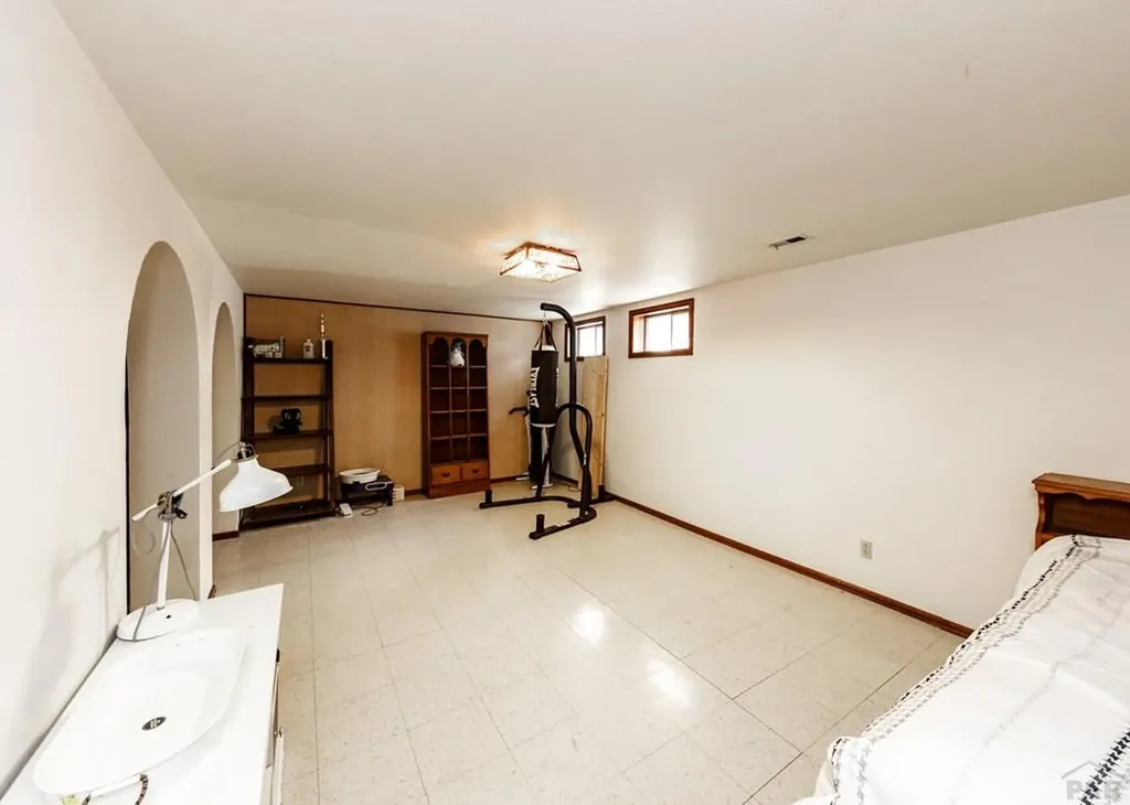 7 Briargate Terrace Pueblo CO 81001