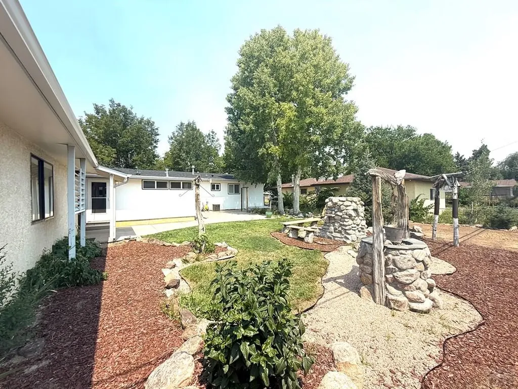 40 Drake Pueblo CO 81005