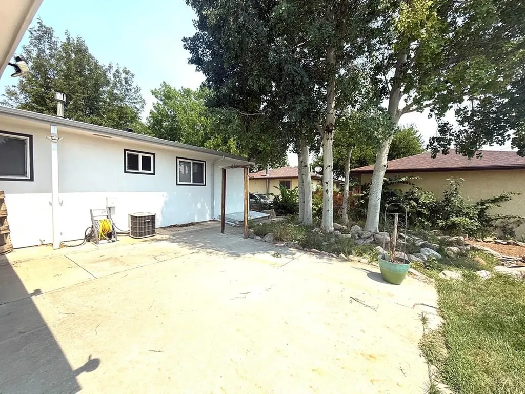 40 Drake Pueblo CO 81005