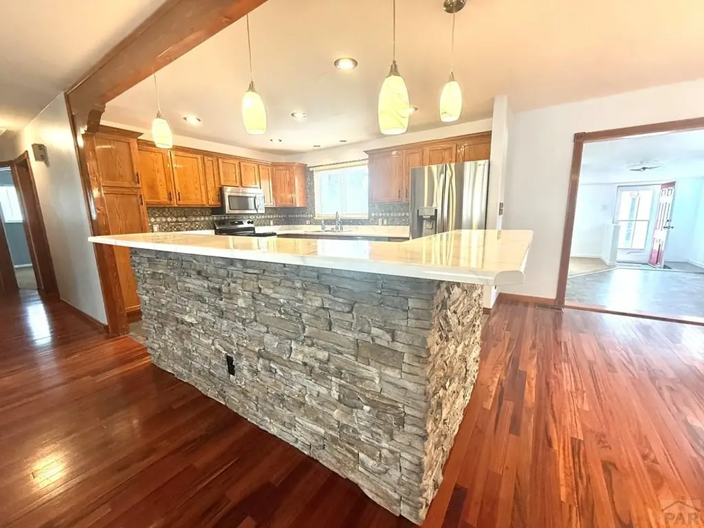 40 Drake Pueblo CO 81005