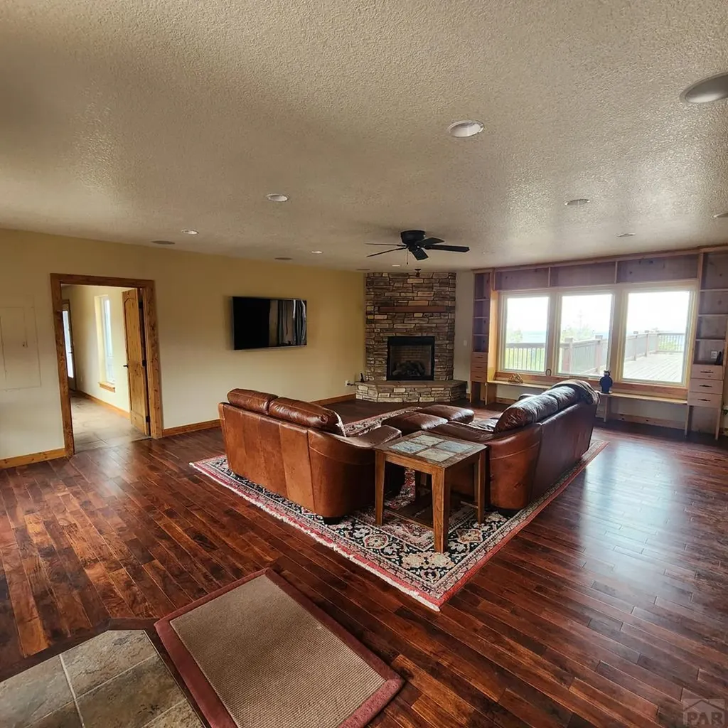 6738 Greenhorn Mountain Drive Beulah CO 81023