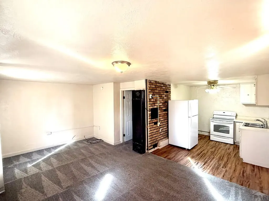 2402 Wyoming Avenue Pueblo CO 81004