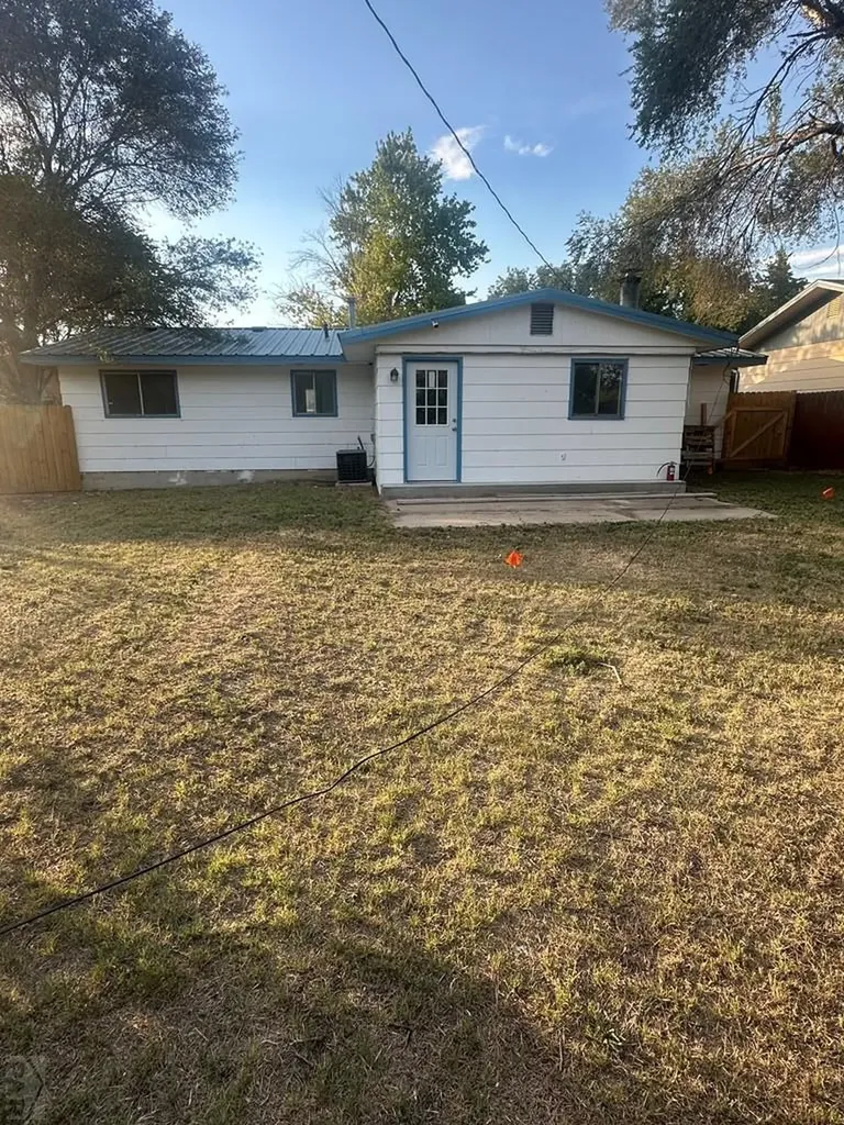 702 E Cedar Street Lamar CO 81052