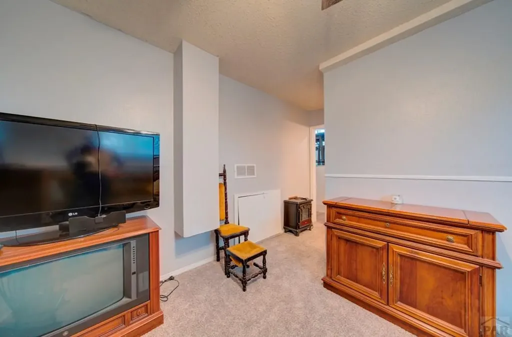 4532 Harwood Road Colorado Springs CO 80916