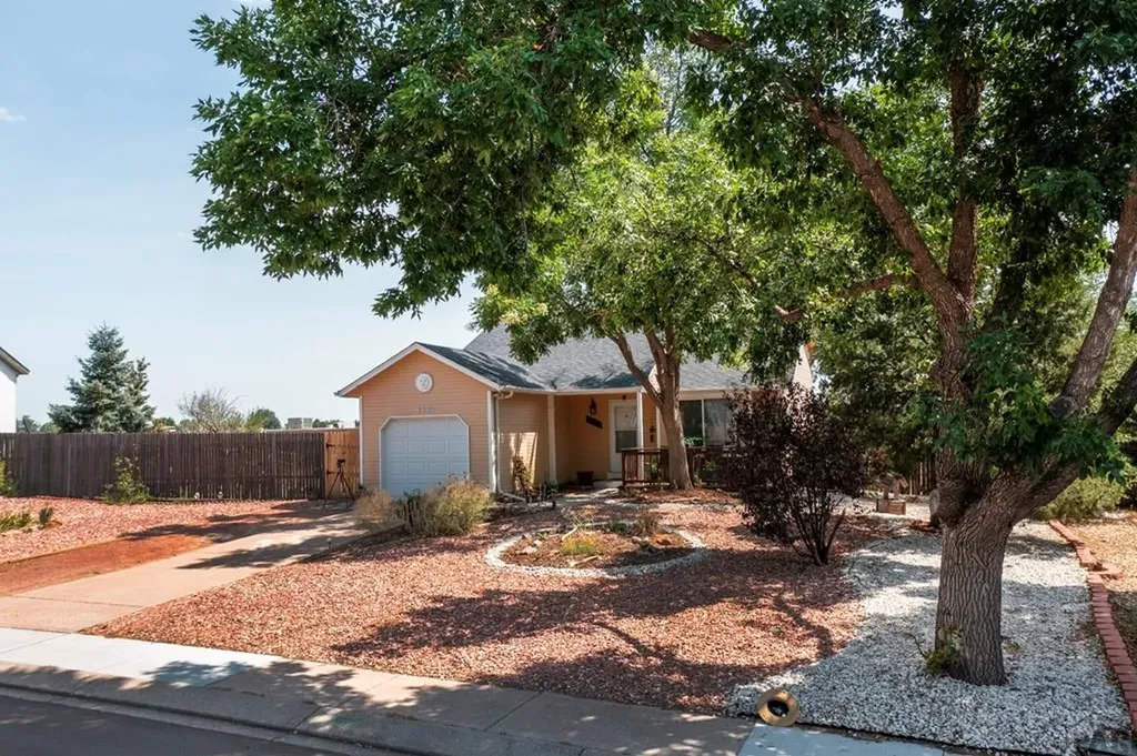 4532 Harwood Road Colorado Springs CO 80916