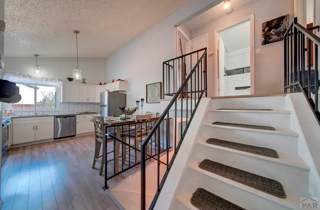 4532 Harwood Road Colorado Springs CO 80916