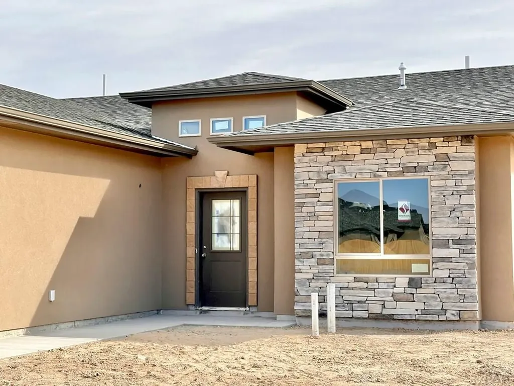 1722 Kingfisher Lane Pueblo CO 81008