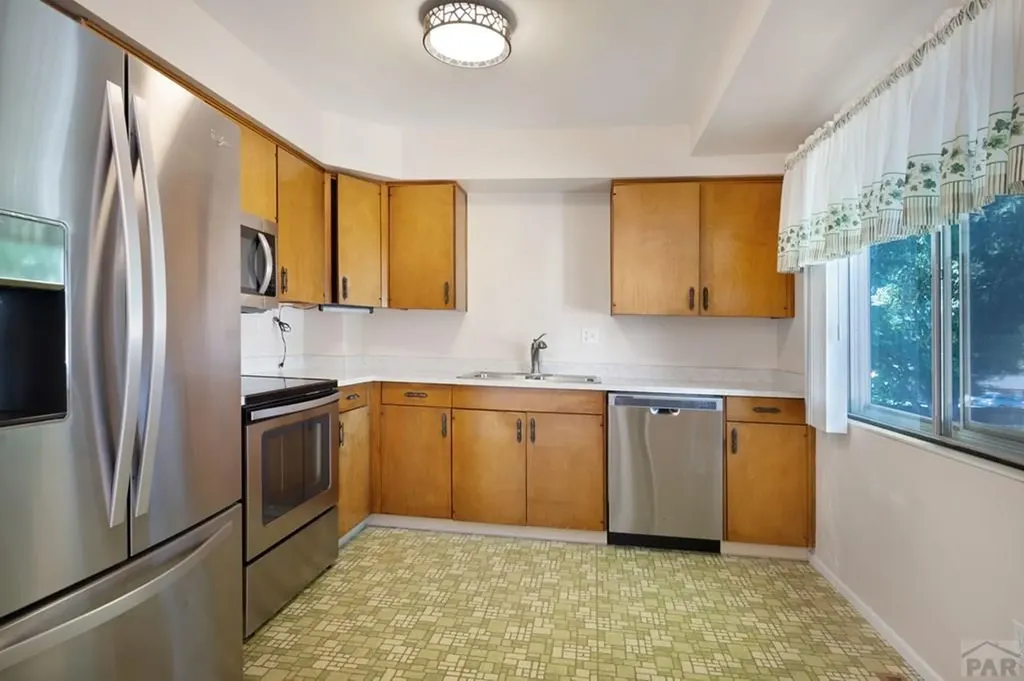 1508 E Owen Circle Colorado Springs CO 80915