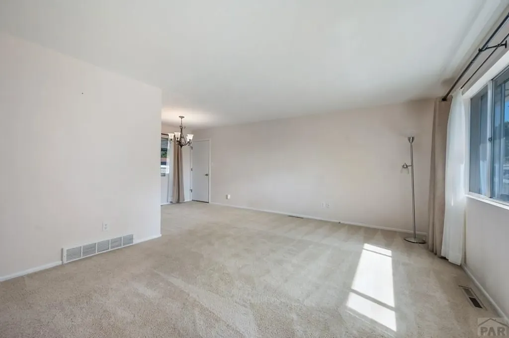 1508 E Owen Circle Colorado Springs CO 80915