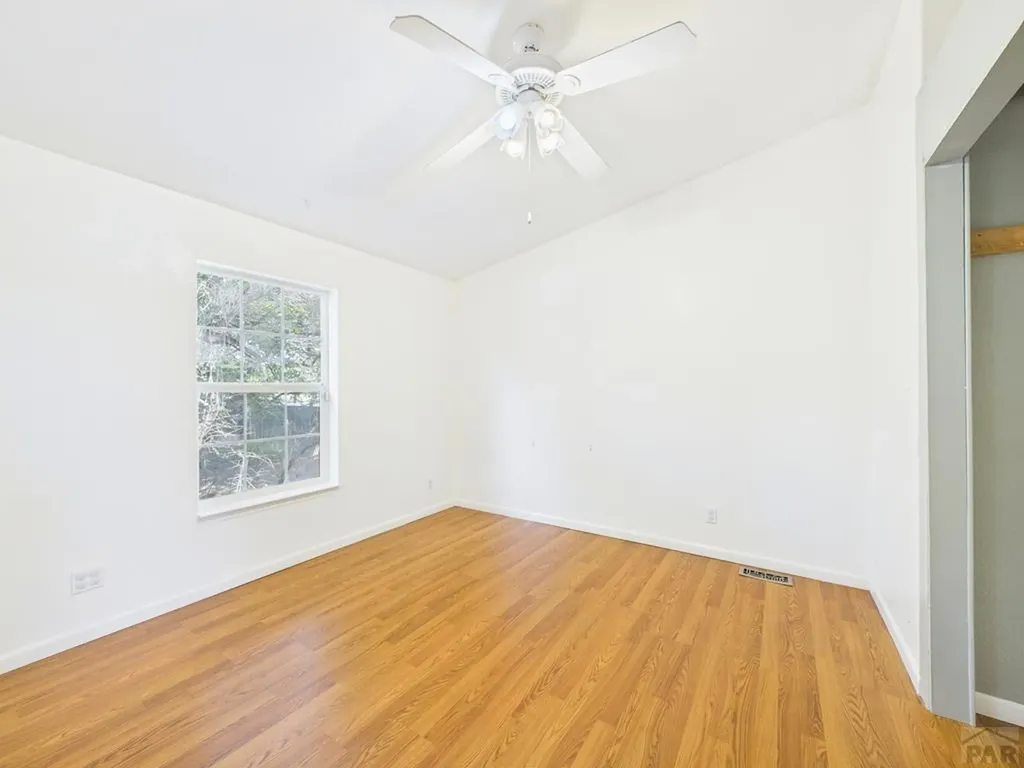 1131 24 1/2 Lane Pueblo CO 81006