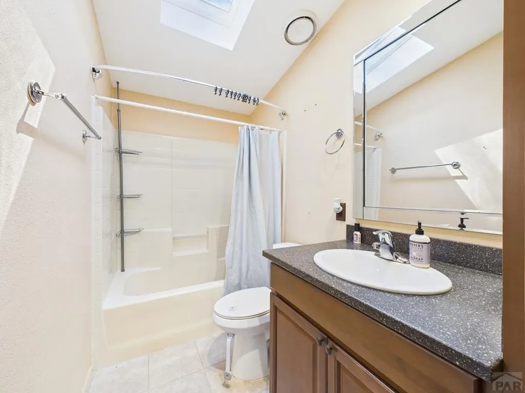 1131 24 1/2 Lane Pueblo CO 81006